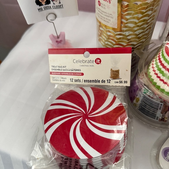 π Holiday & Game Day Cupcake Cups β Brand New! ππ - Picture 5 of 7